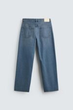 LIGHTWEIGHT COTTON-LYOCELL JEANS - Image 5